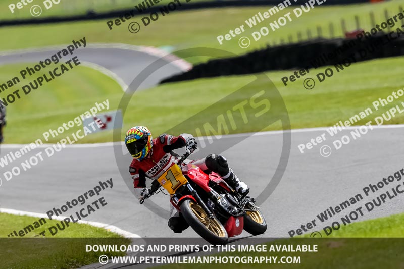 cadwell no limits trackday;cadwell park;cadwell park photographs;cadwell trackday photographs;enduro digital images;event digital images;eventdigitalimages;no limits trackdays;peter wileman photography;racing digital images;trackday digital images;trackday photos